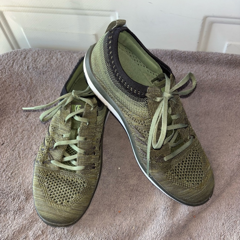 Nike Free green training shoes size 6